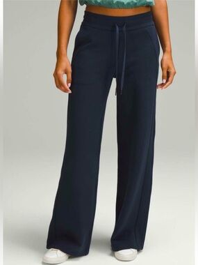 LULULEMON Scuba Mid-Rise Wide Leg Pant